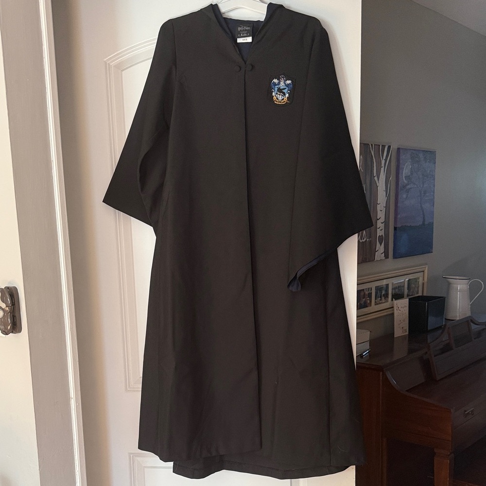 Universal Studios Harry Potter Ravenclaw cloak
